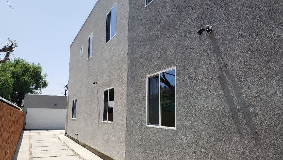 LOS ANGELES Apartment: 122 W 55TH ST
