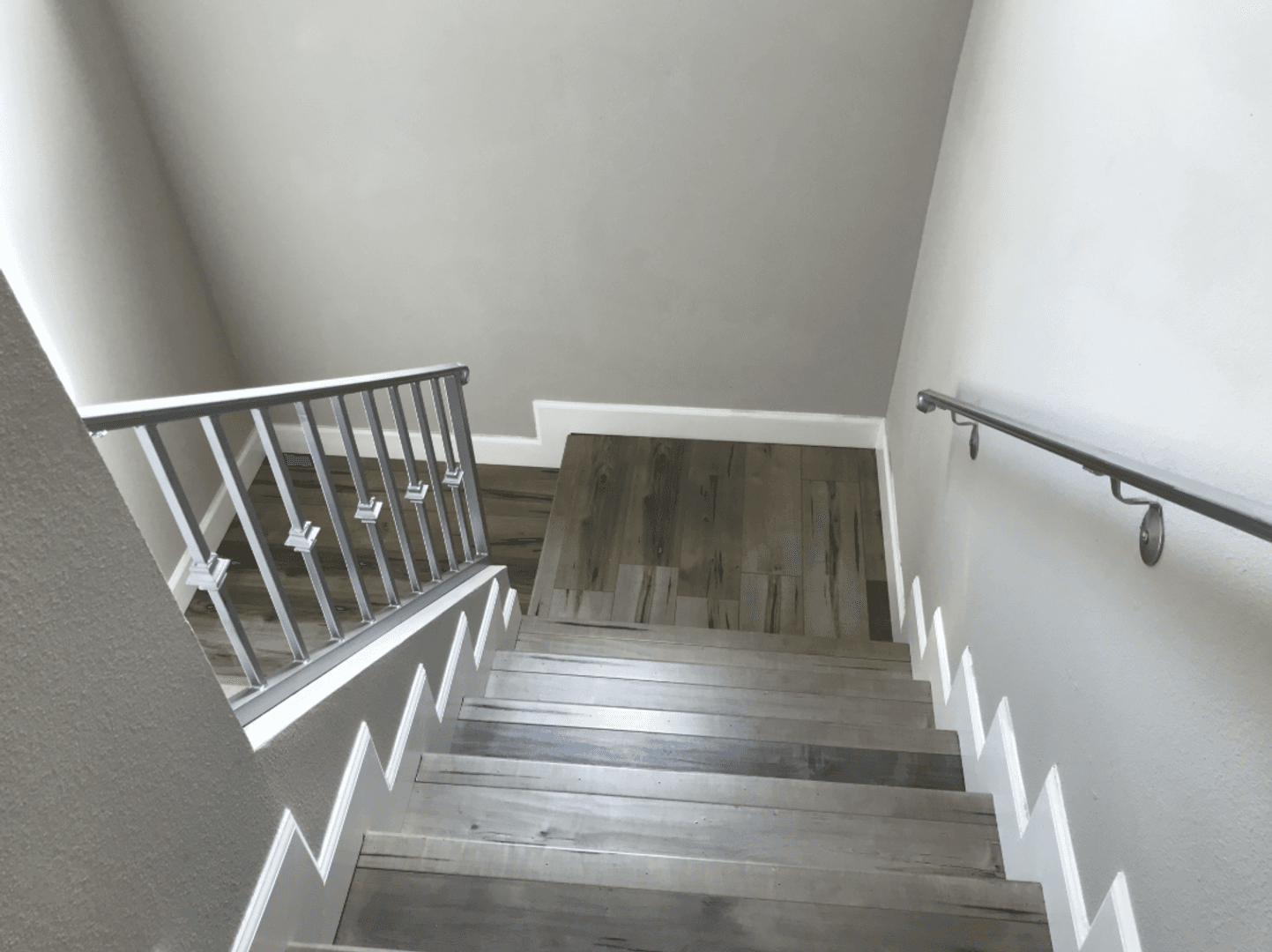 Los Angeles Apartment: 6629 Denver ave