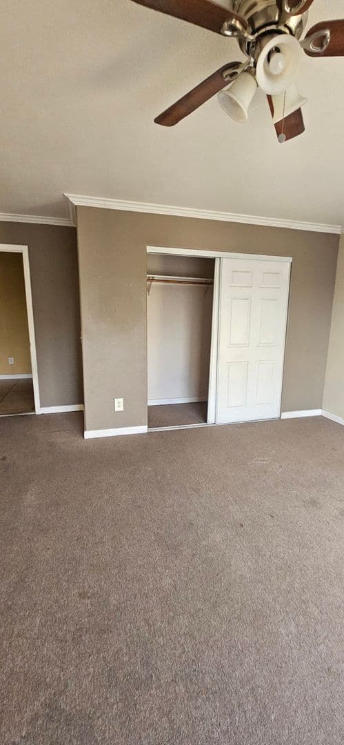 LOS ANGELES Apartment: 1319 E 59TH PL