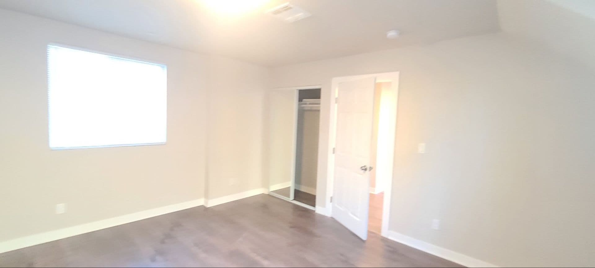 Los Angeles Apartment: 150 E 109th Pl
