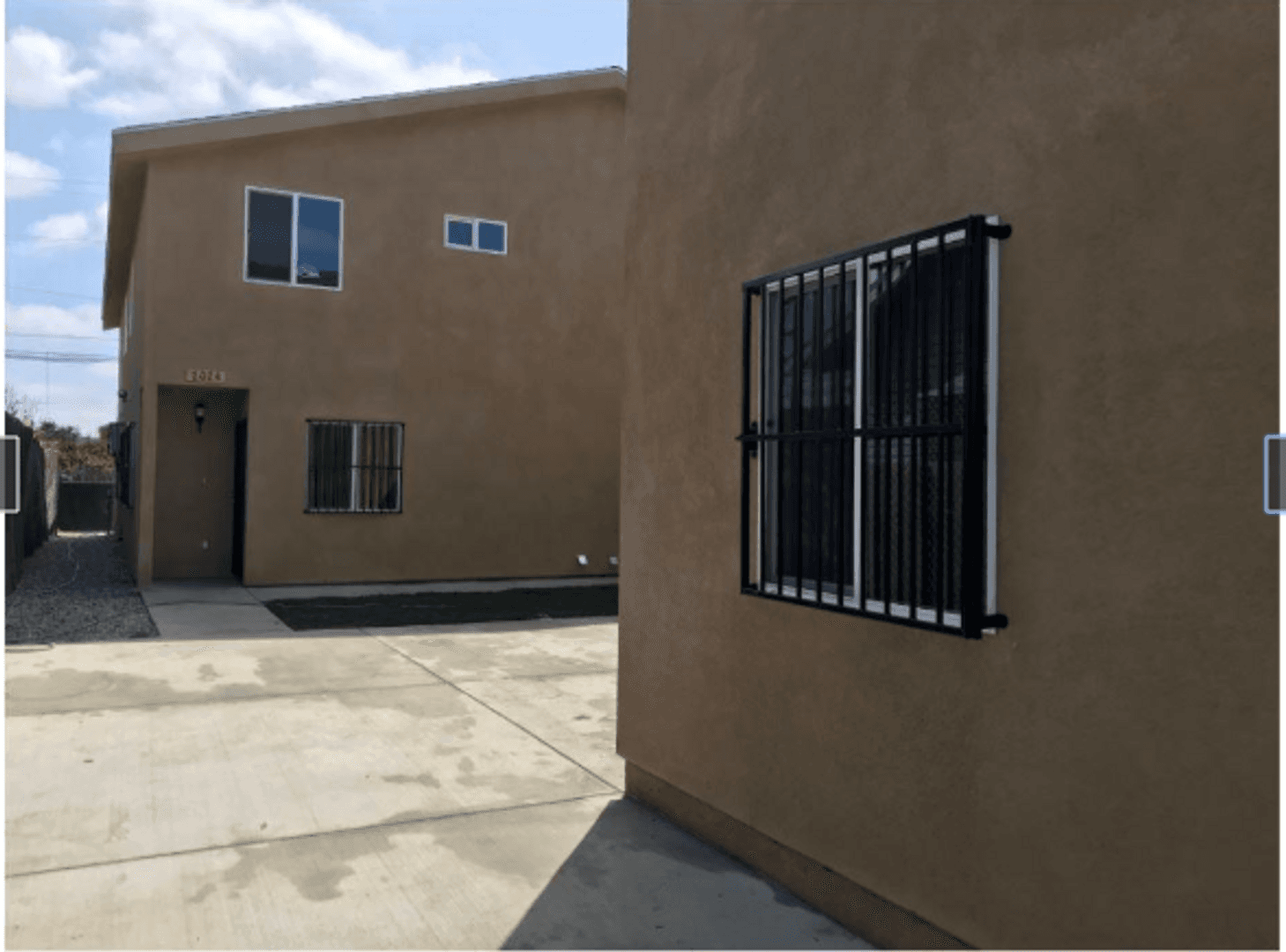Los Angeles Apartment: 2022 E 74th St