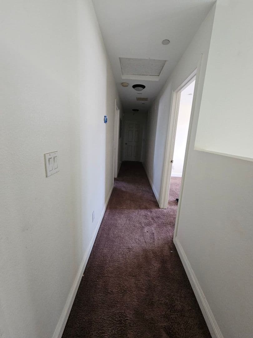 LOS ANGELES Apartment: 812 E 76th Pl