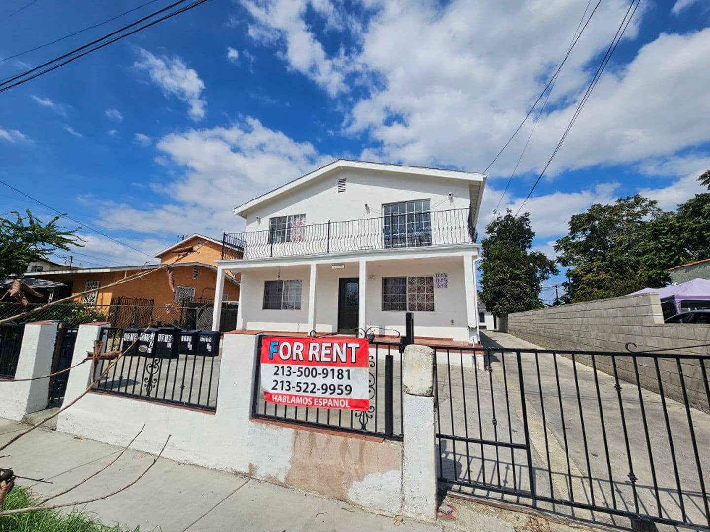 LOS ANGELES Apartment: 1319 E 59TH PL