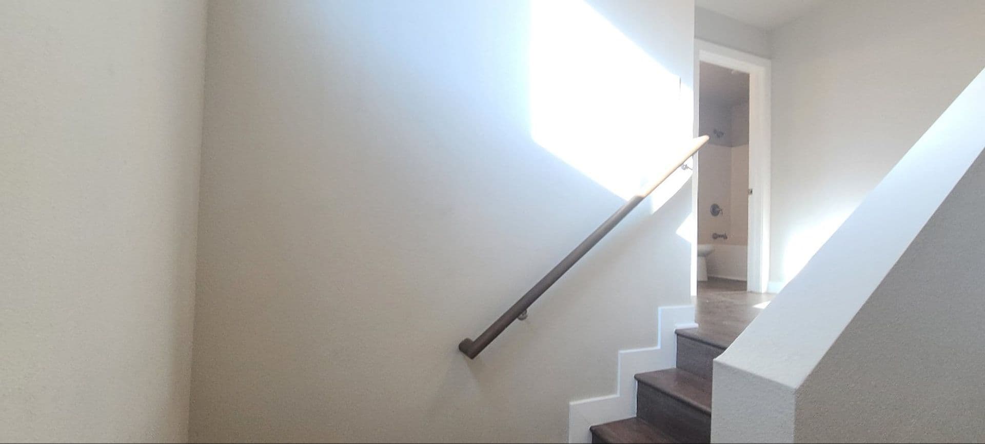 Los Angeles Apartment: 150 E 109th Pl
