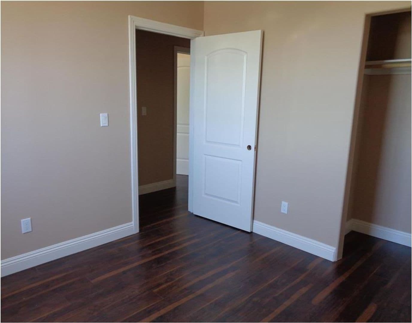 Los Angeles Apartment: 6629 Denver ave