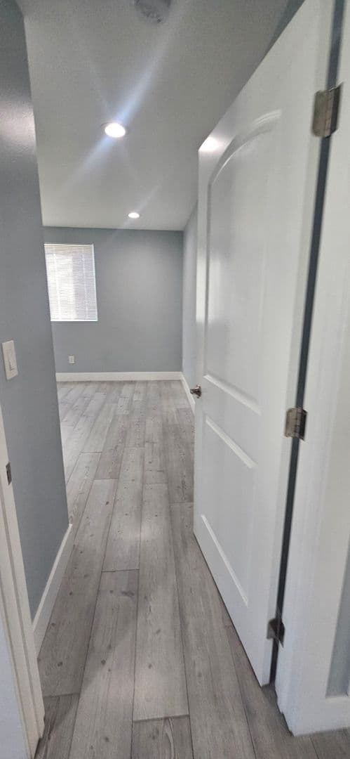 Los Angeles Apartment: 1658 E 60TH ST