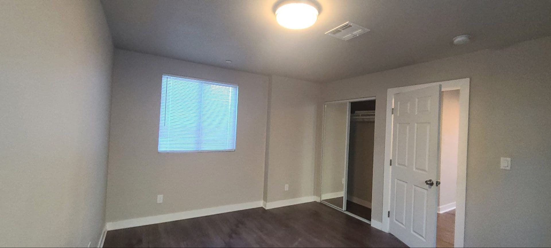 Los Angeles Apartment: 150 E 109th Pl