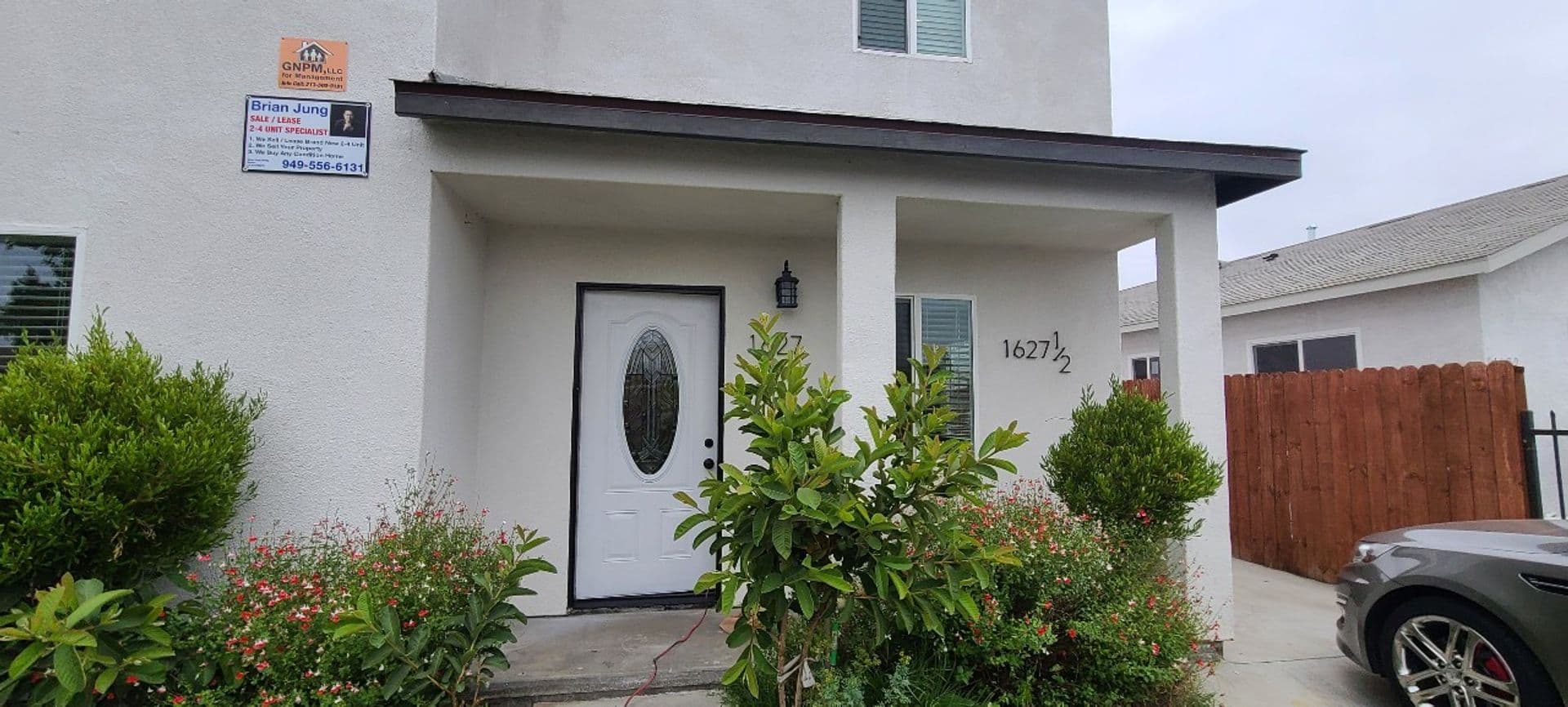 LOS ANGELES Apartment: 1627 E 88TH ST