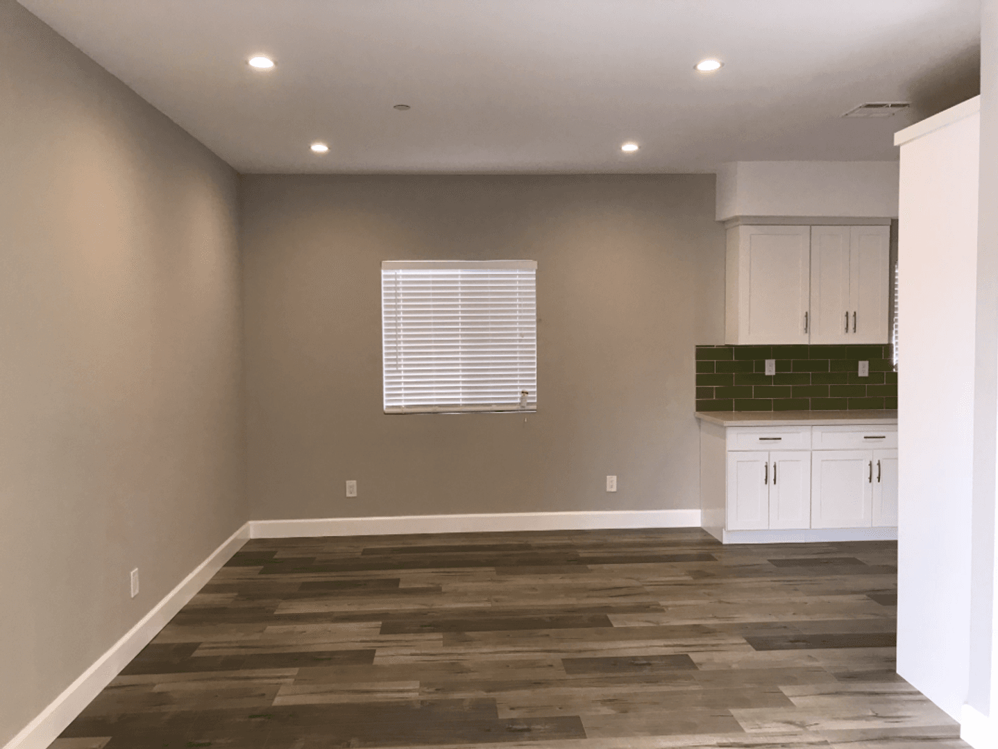 Los Angeles Apartment: 6629 Denver ave