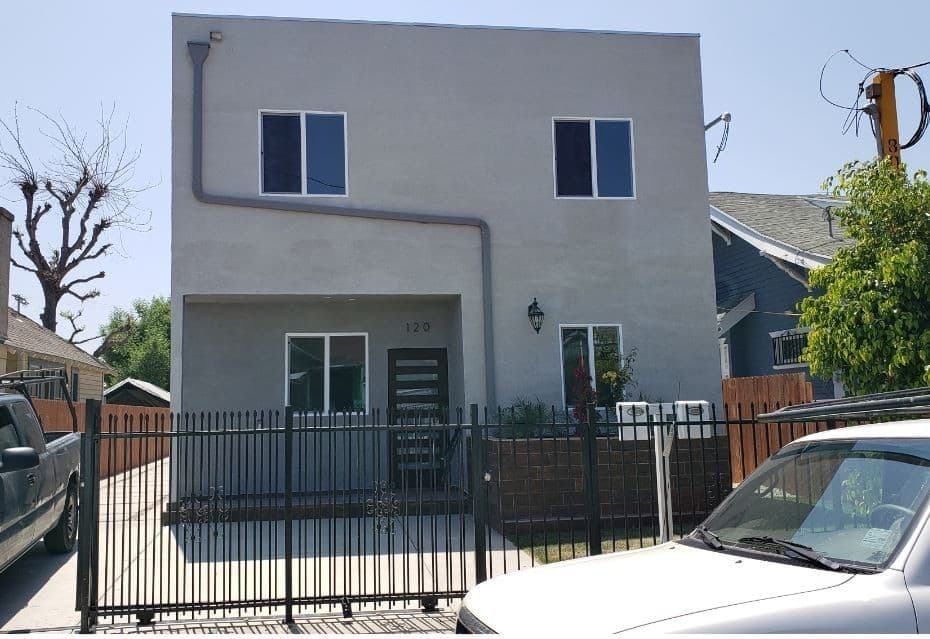 LOS ANGELES Apartment: 122 W 55TH ST
