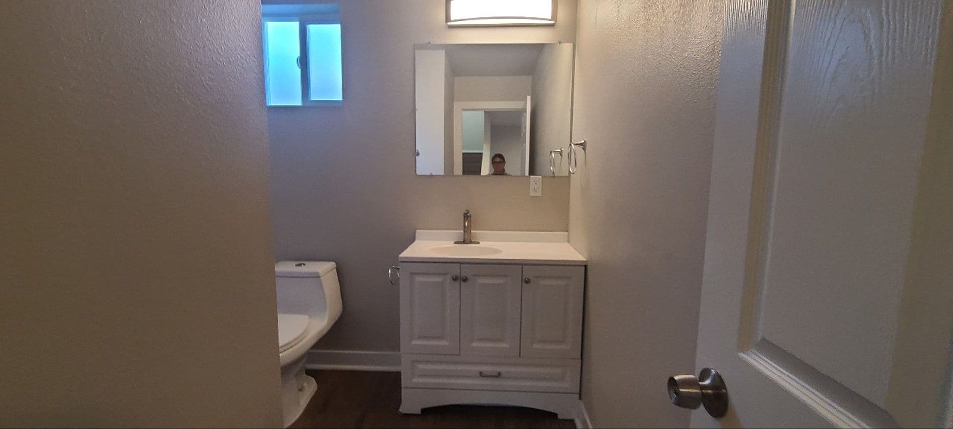 Los Angeles Apartment: 150 E 109th Pl