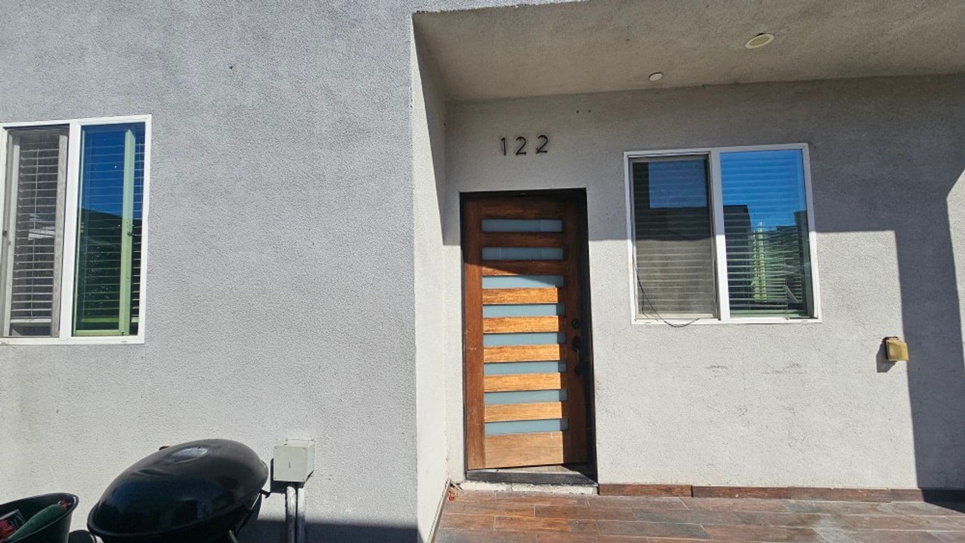 LOS ANGELES Apartment: 122 W 55TH ST