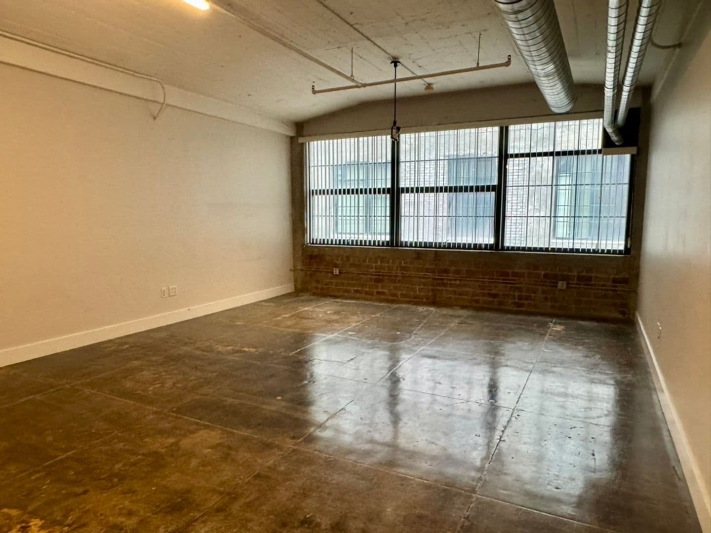 Des Moines Apartment: 110-112 10th Street