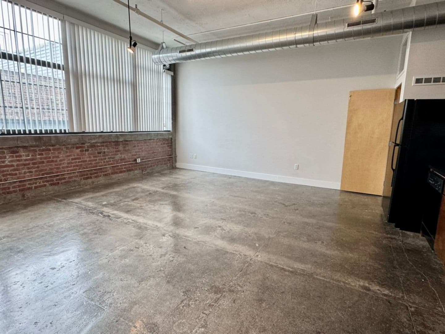 Des Moines Apartment: 110-112 10th Street