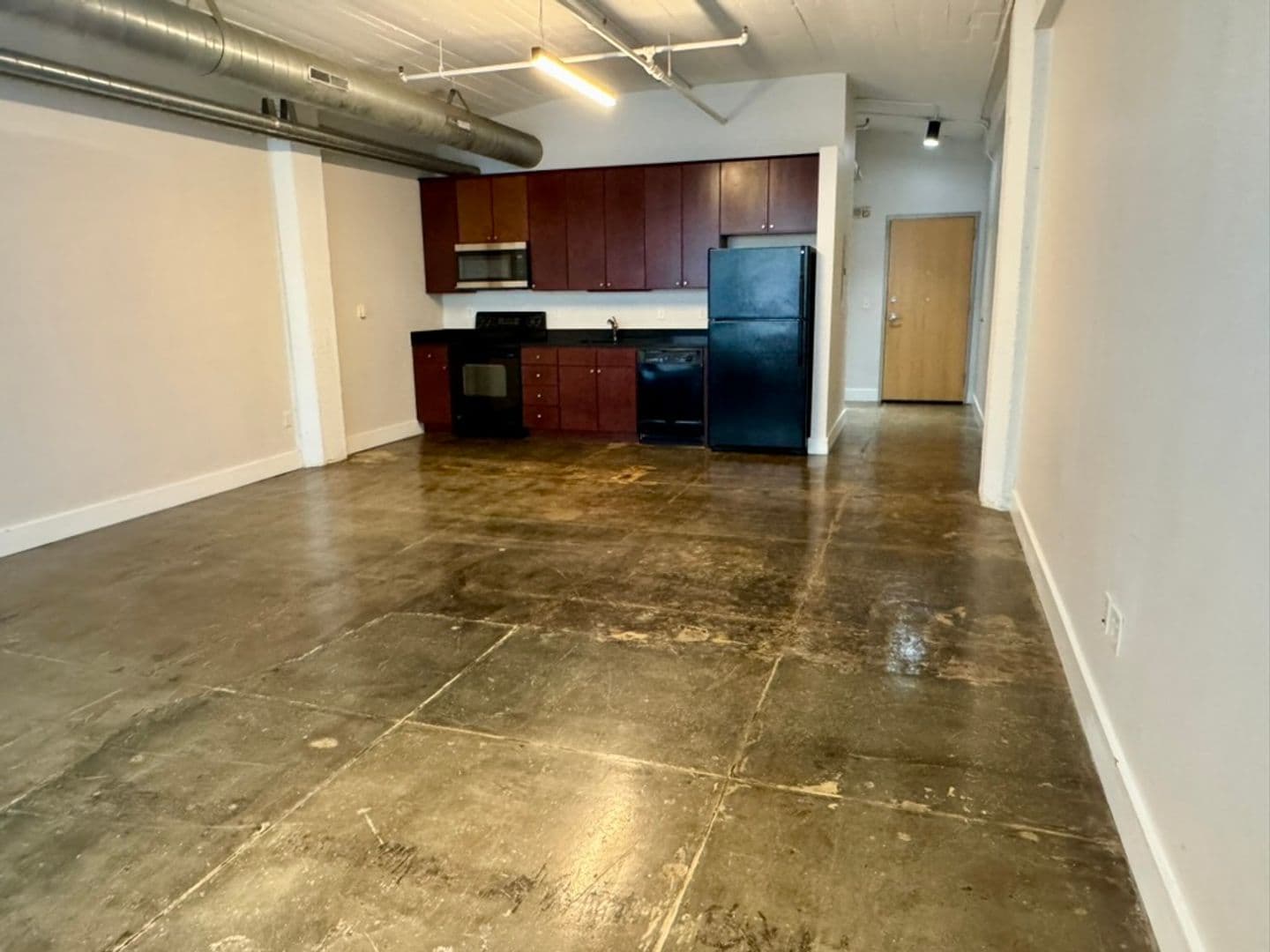 Des Moines Apartment: 110-112 10th Street