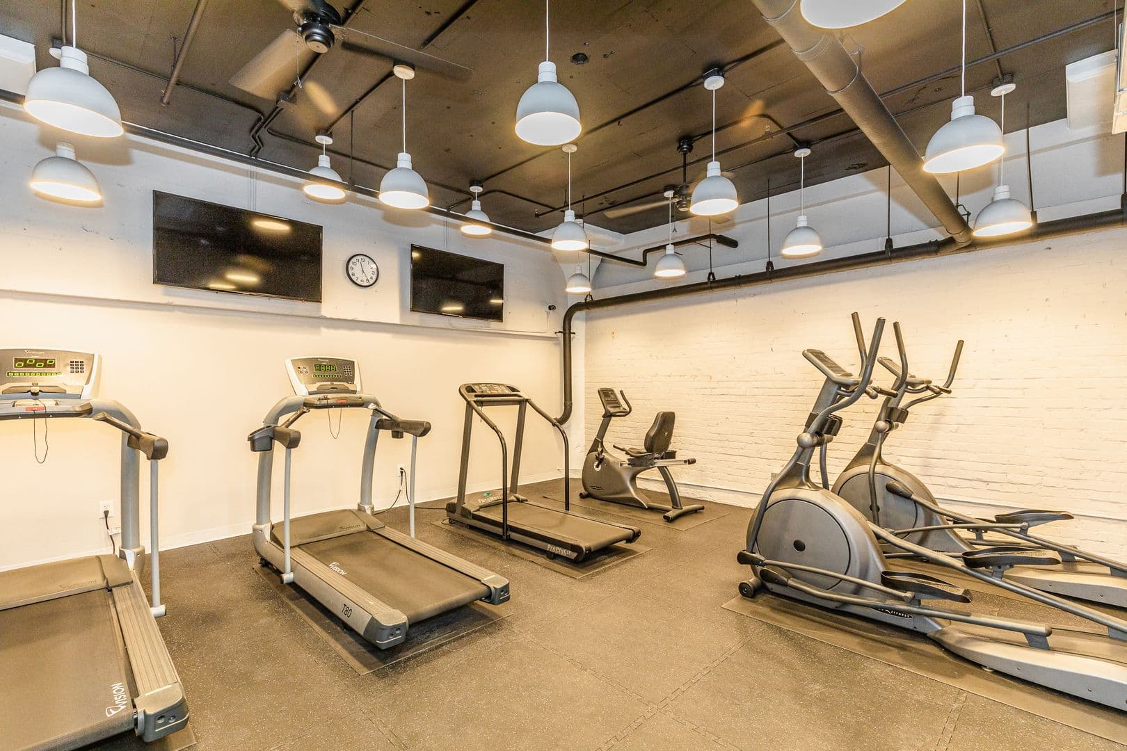 Des Moines Apartment: 110-112 10th Street