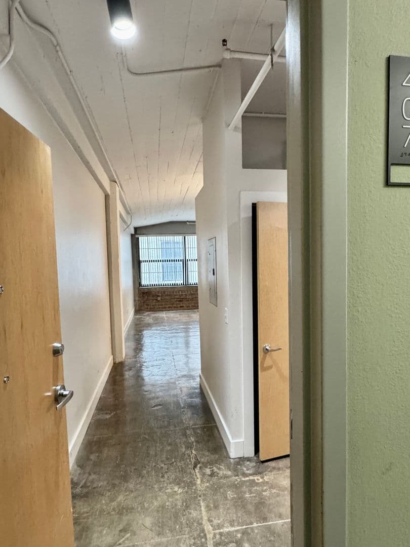 Des Moines Apartment: 110-112 10th Street