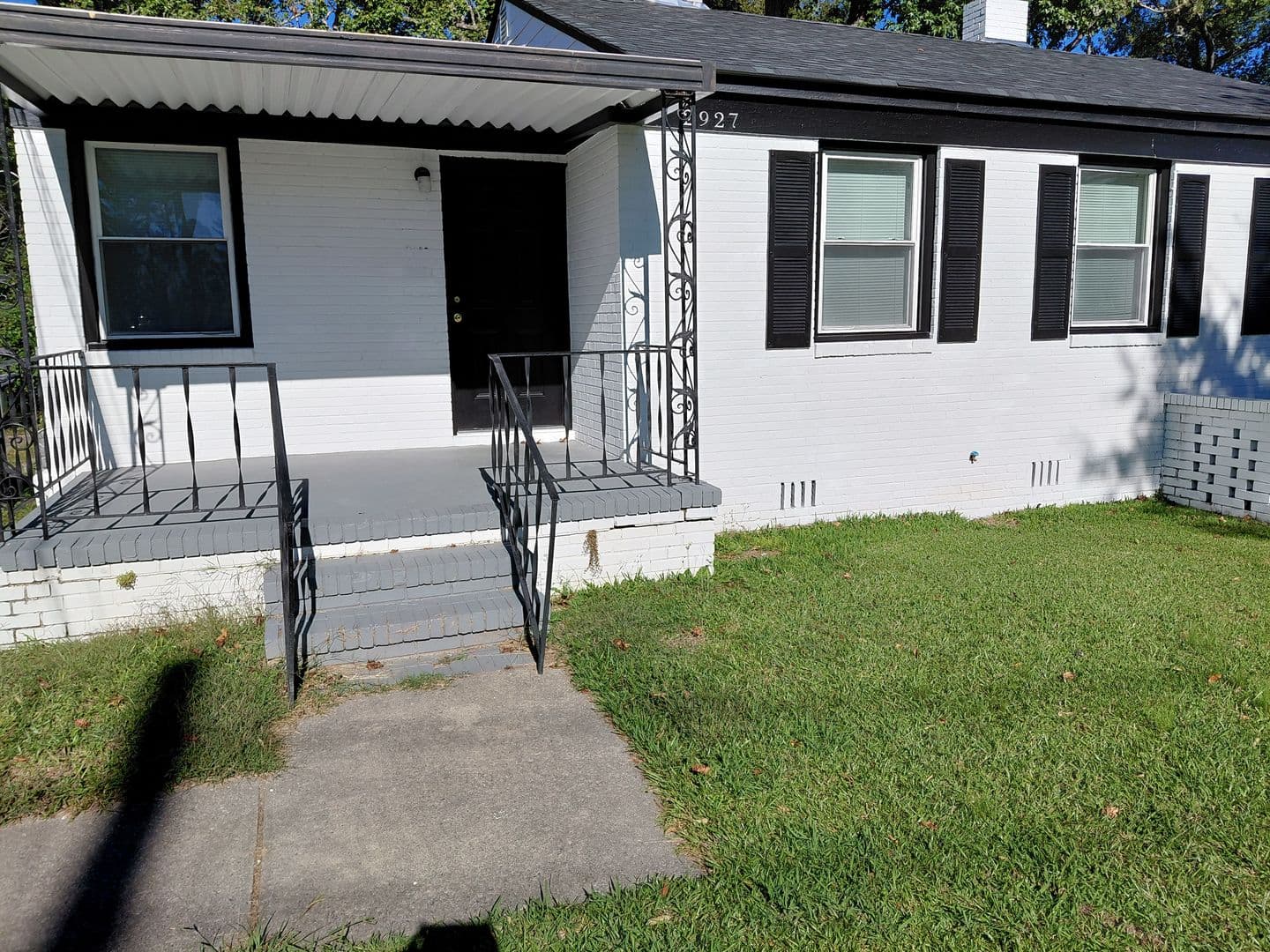 Augusta House: 2927 Jefferson Street