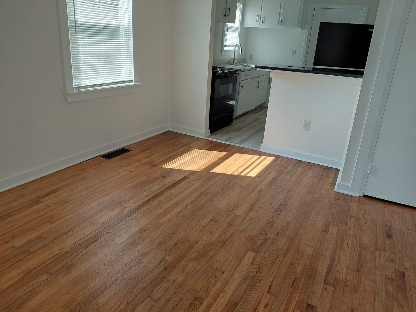 Augusta House: 2927 Jefferson Street