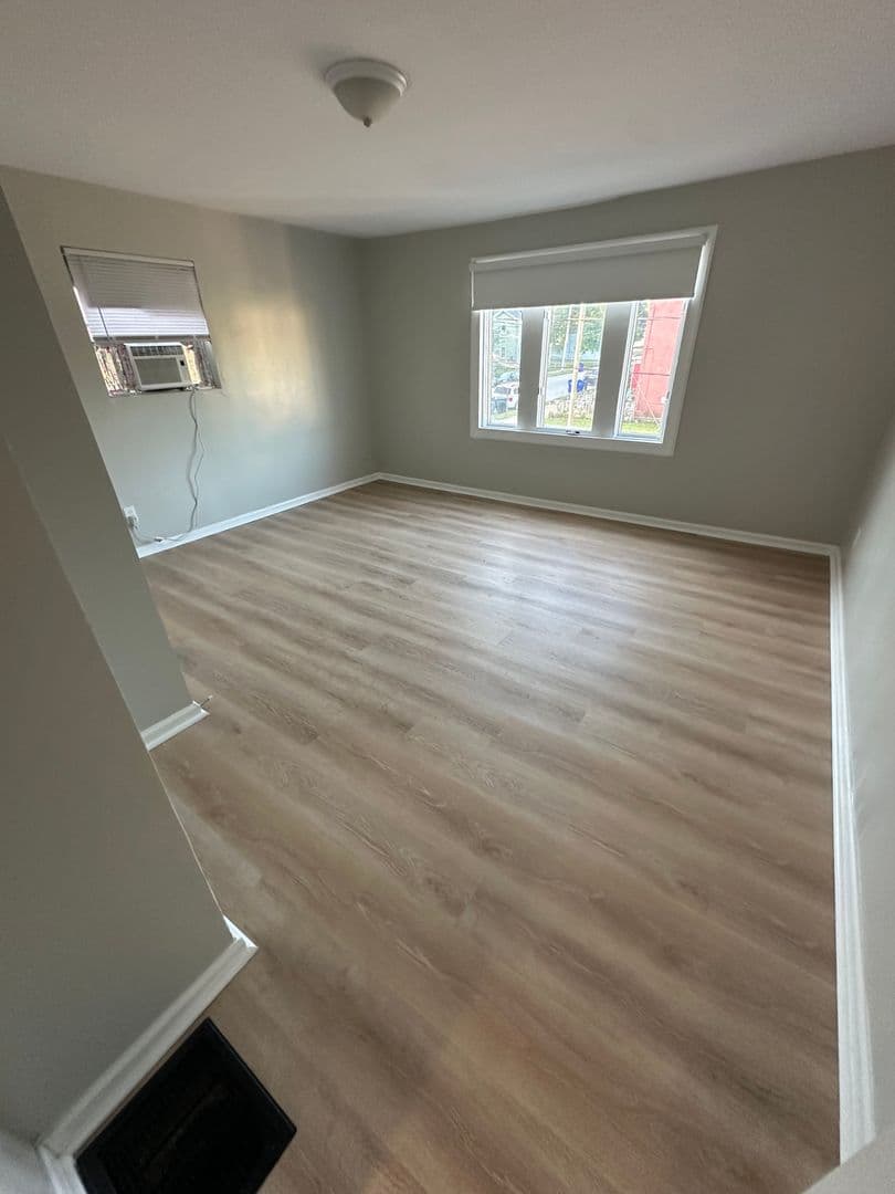 Hamilton House: 526 Vine Street