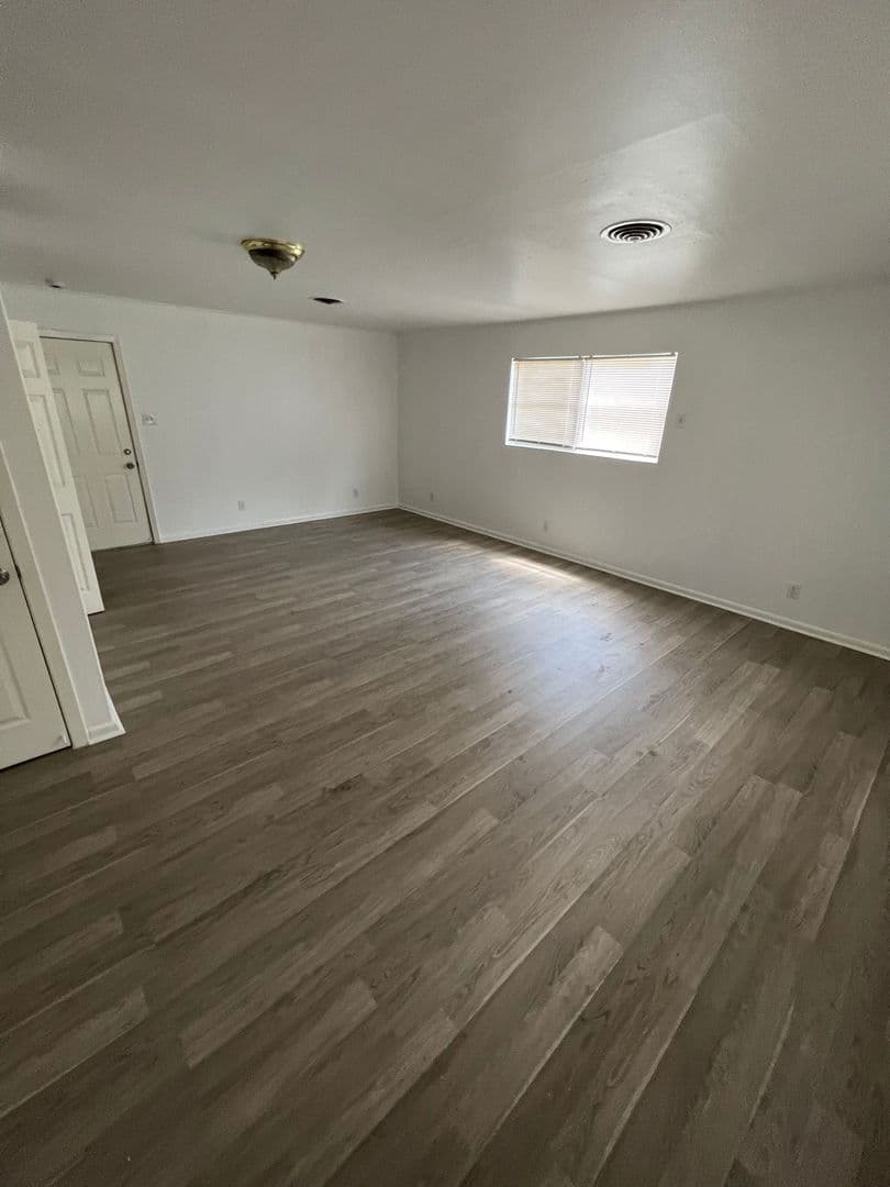 Beaumont Apartment: 2781 Sabine Pass Ave