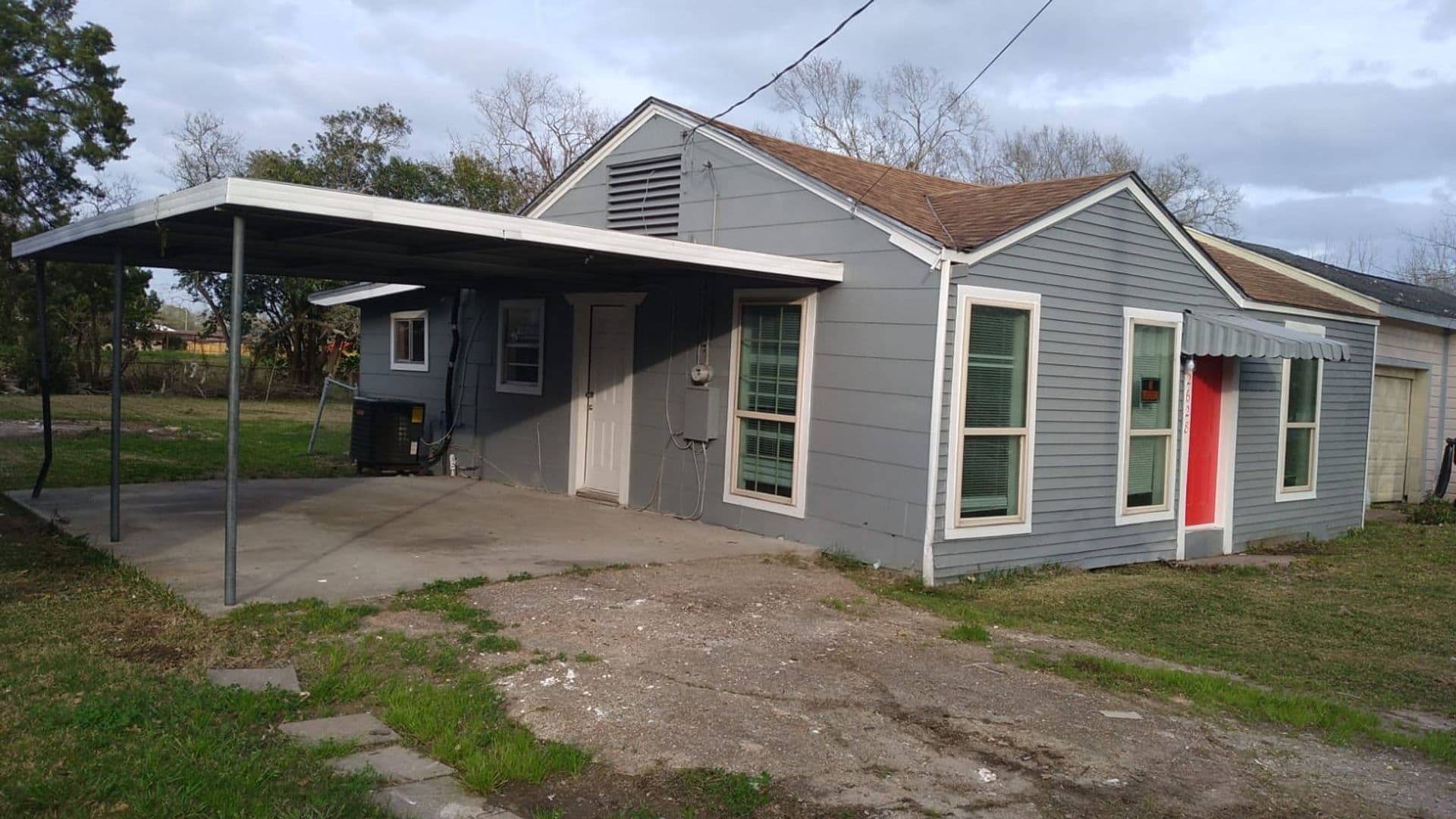 Groves House: 2628 4th Ave