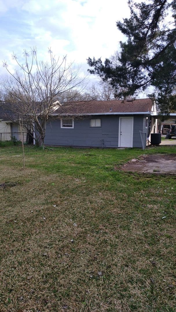 Groves House: 2628 4th Ave