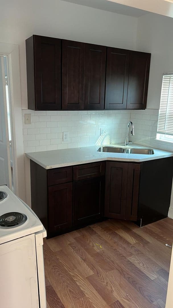 Beaumont Apartment: 2825 Victoria St