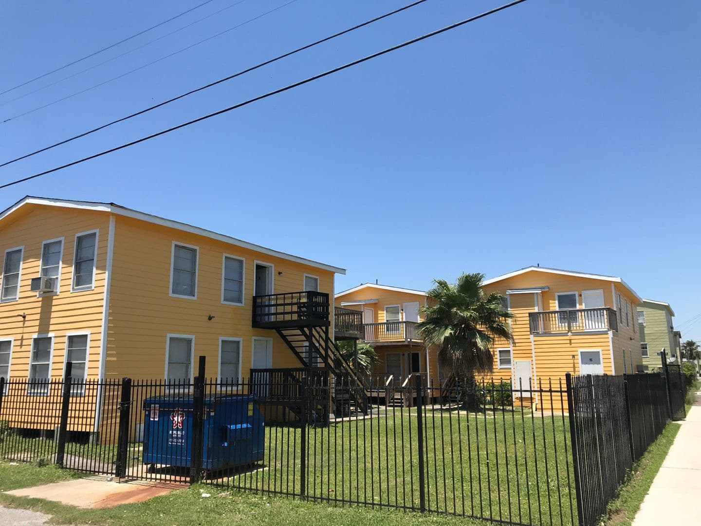 Galveston Apartment: 2711 Avenue K