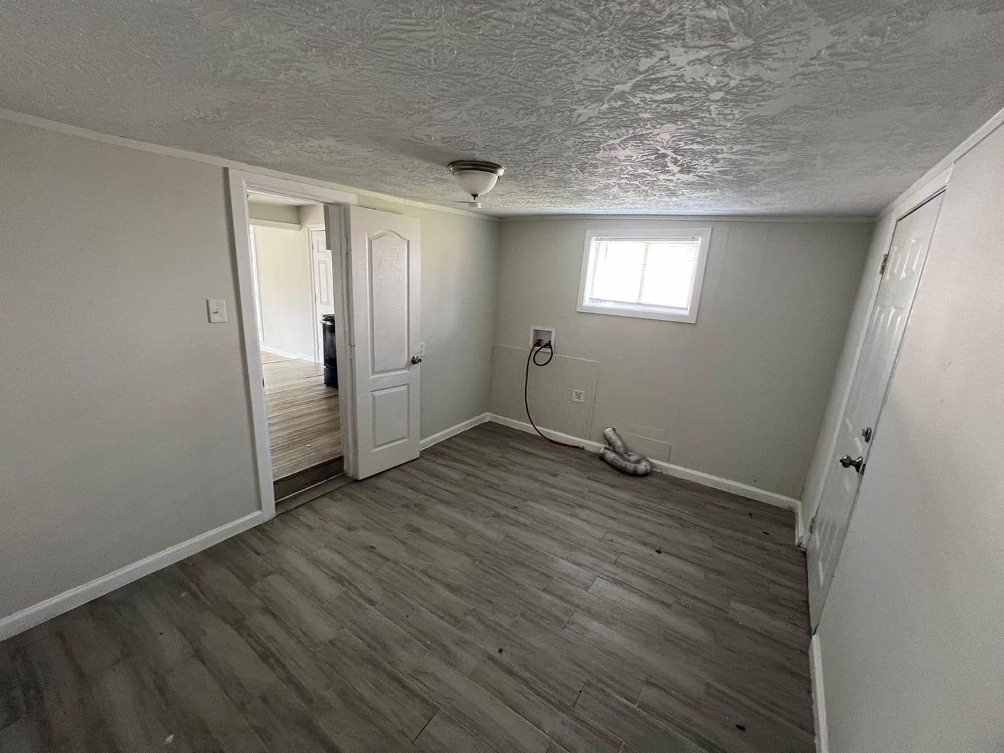 Groves House: 2628 4th Ave