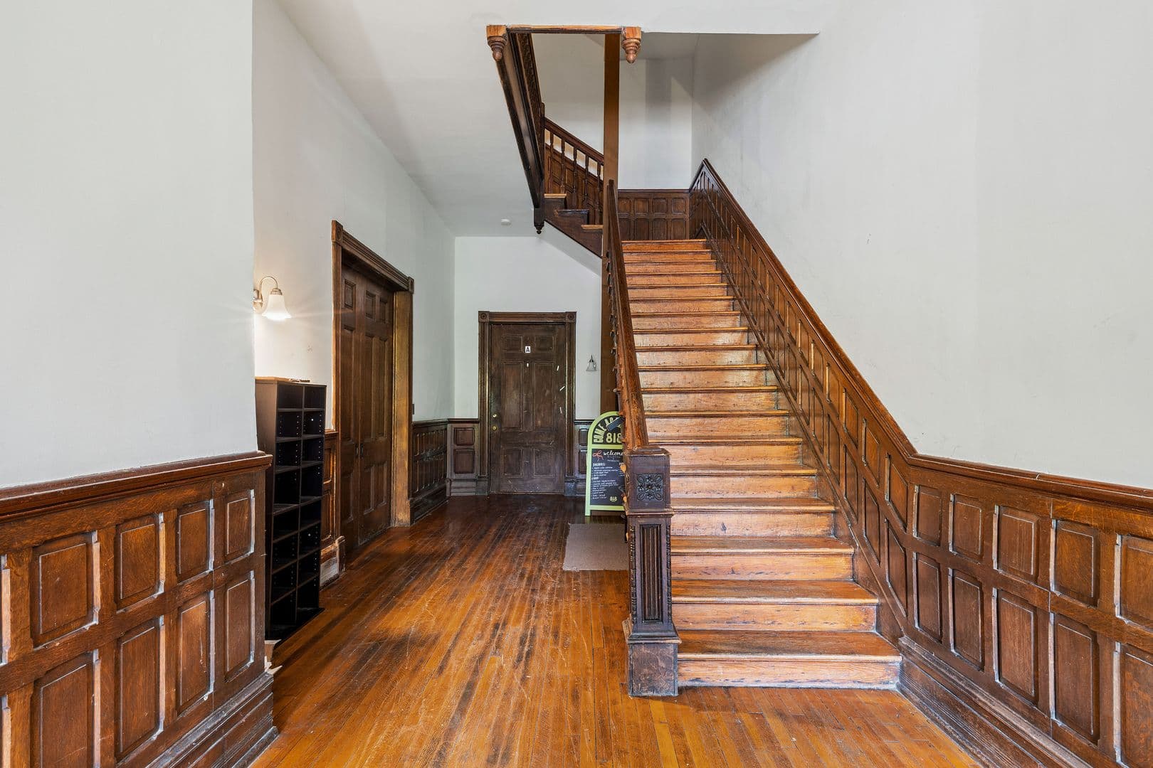 Richmond Apartment: 818 W Franklin St