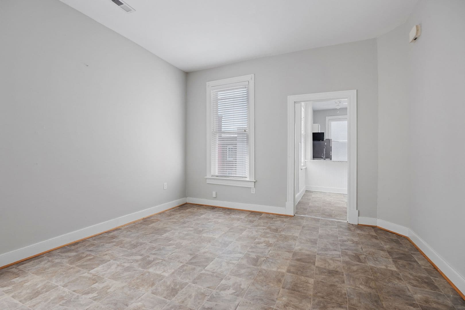 Richmond Apartment: 2125 Grove Ave