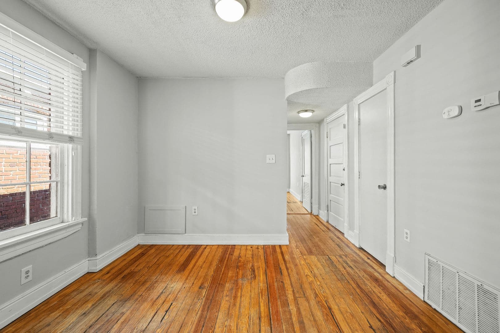 Richmond Apartment: 2605 Parkwood Ave