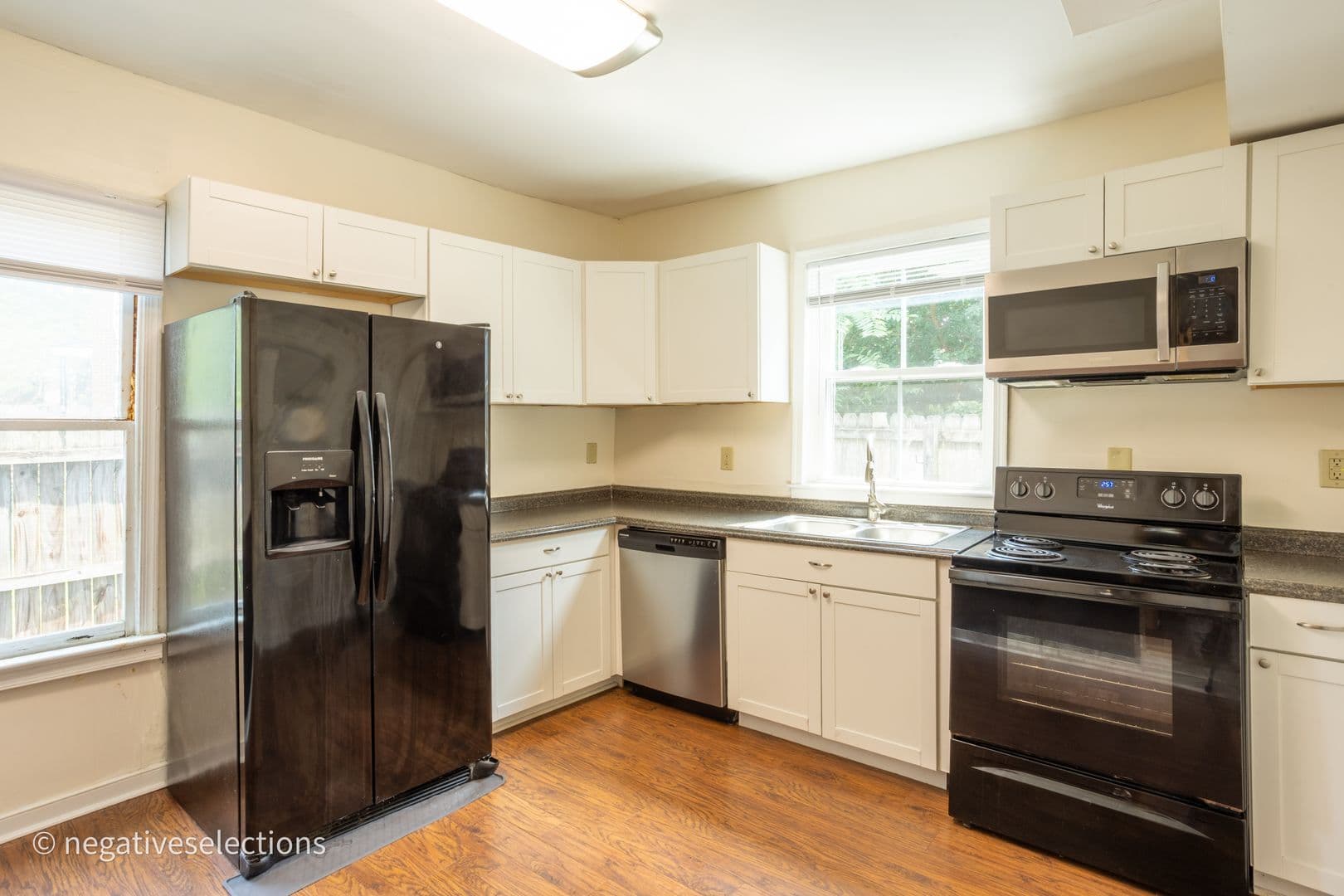 Richmond House: 127 W Jackson St