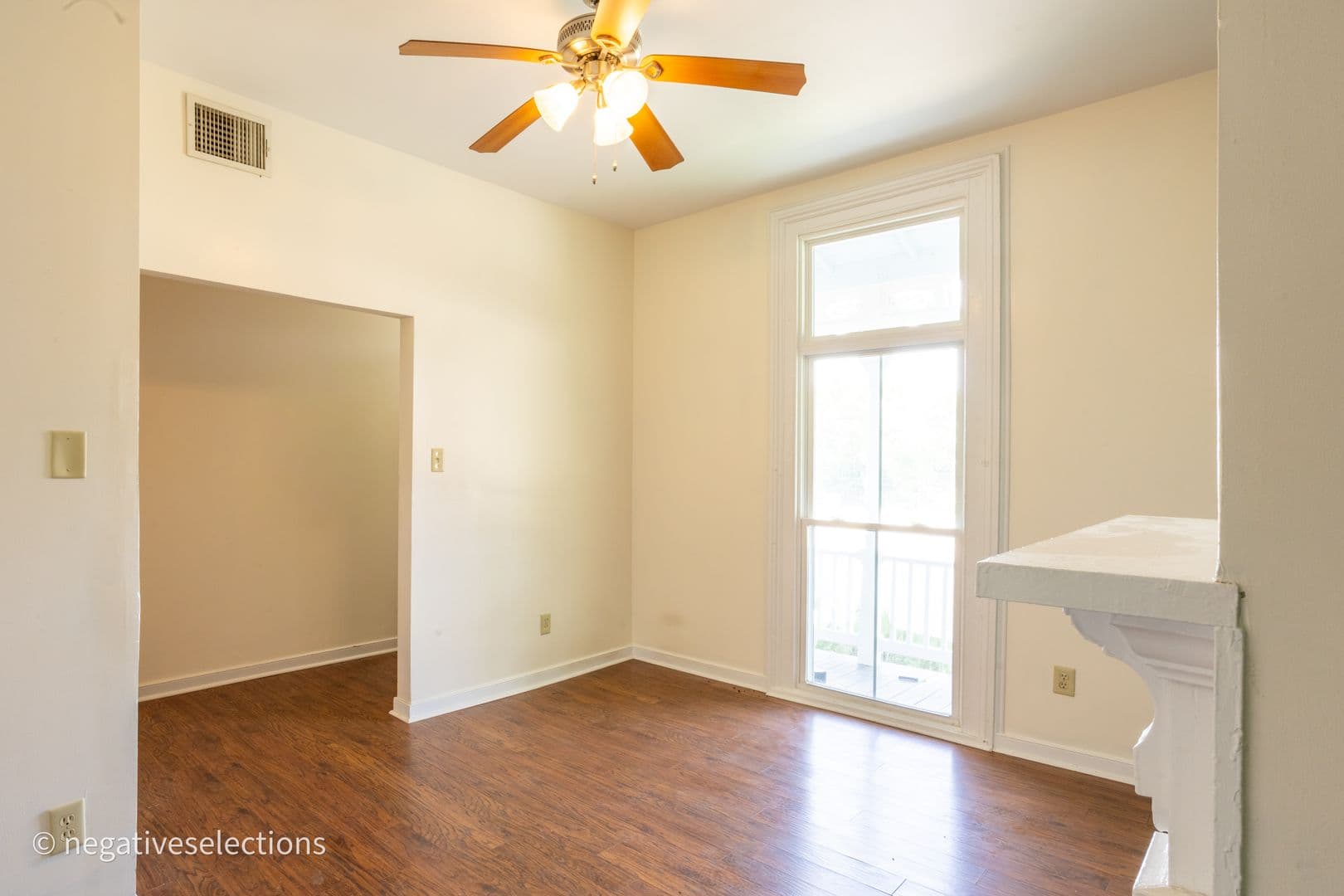 Richmond House: 127 W Jackson St