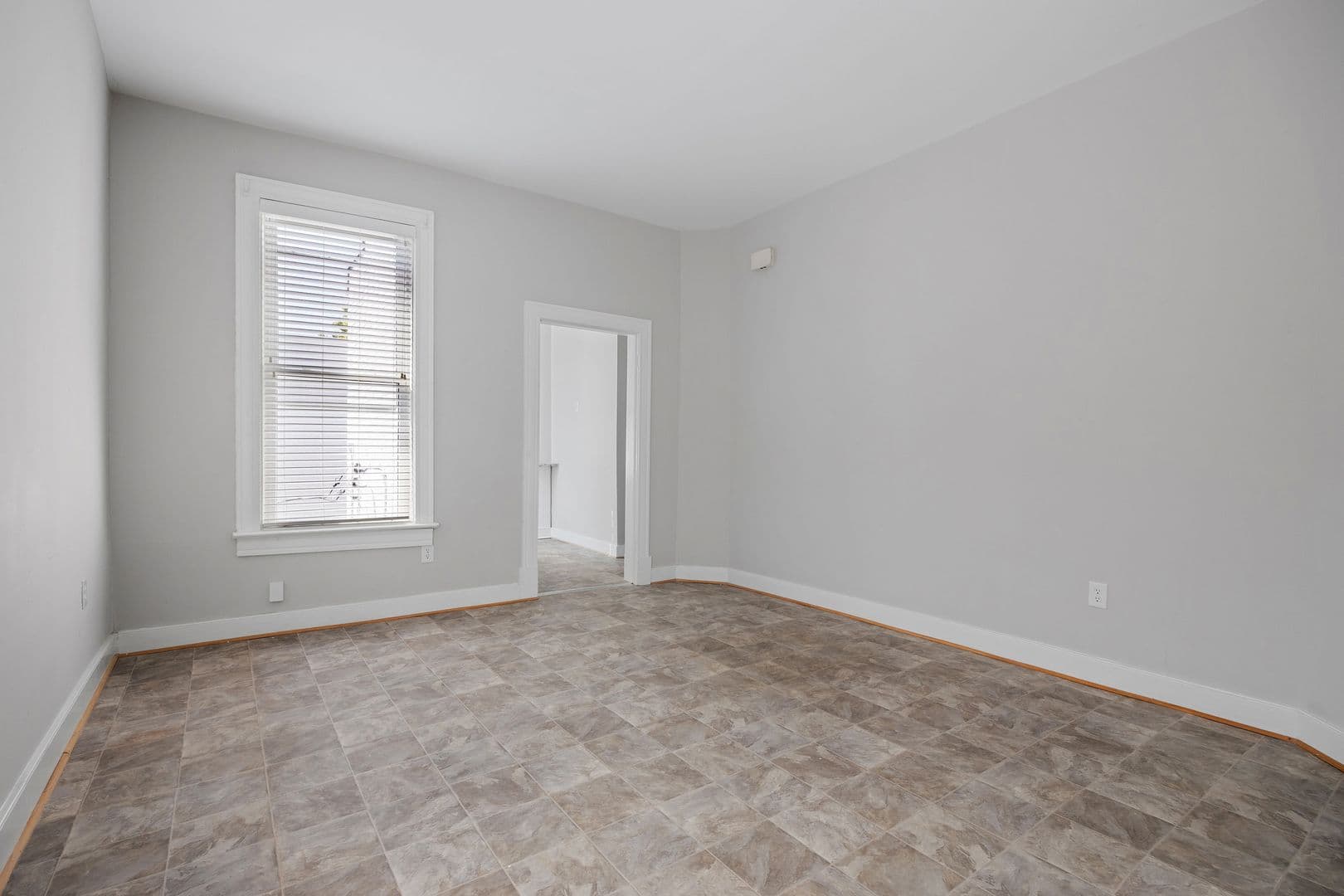 Richmond Apartment: 2125 Grove Ave