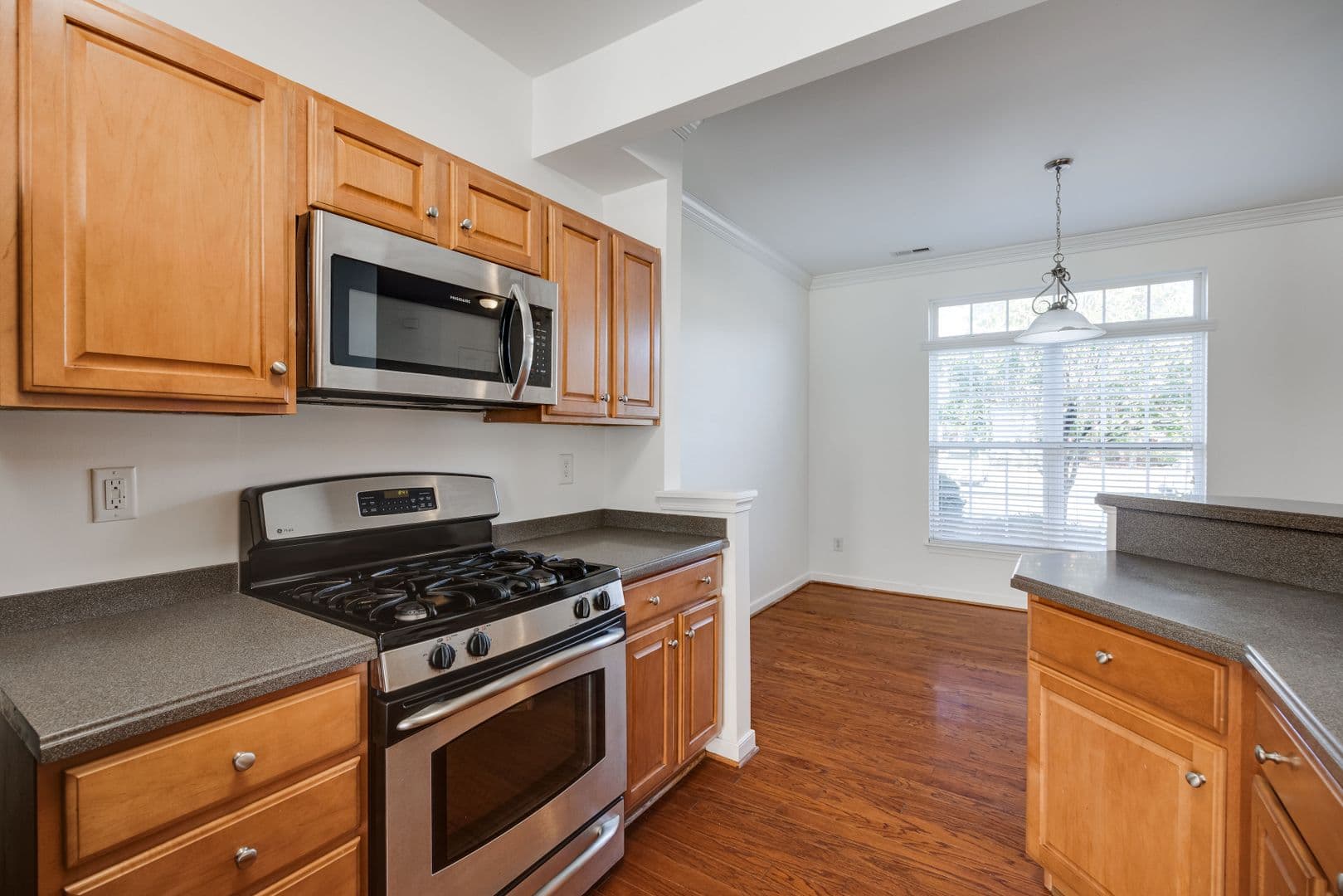 Richmond Townhome: 6709 North Grand Brook Cir