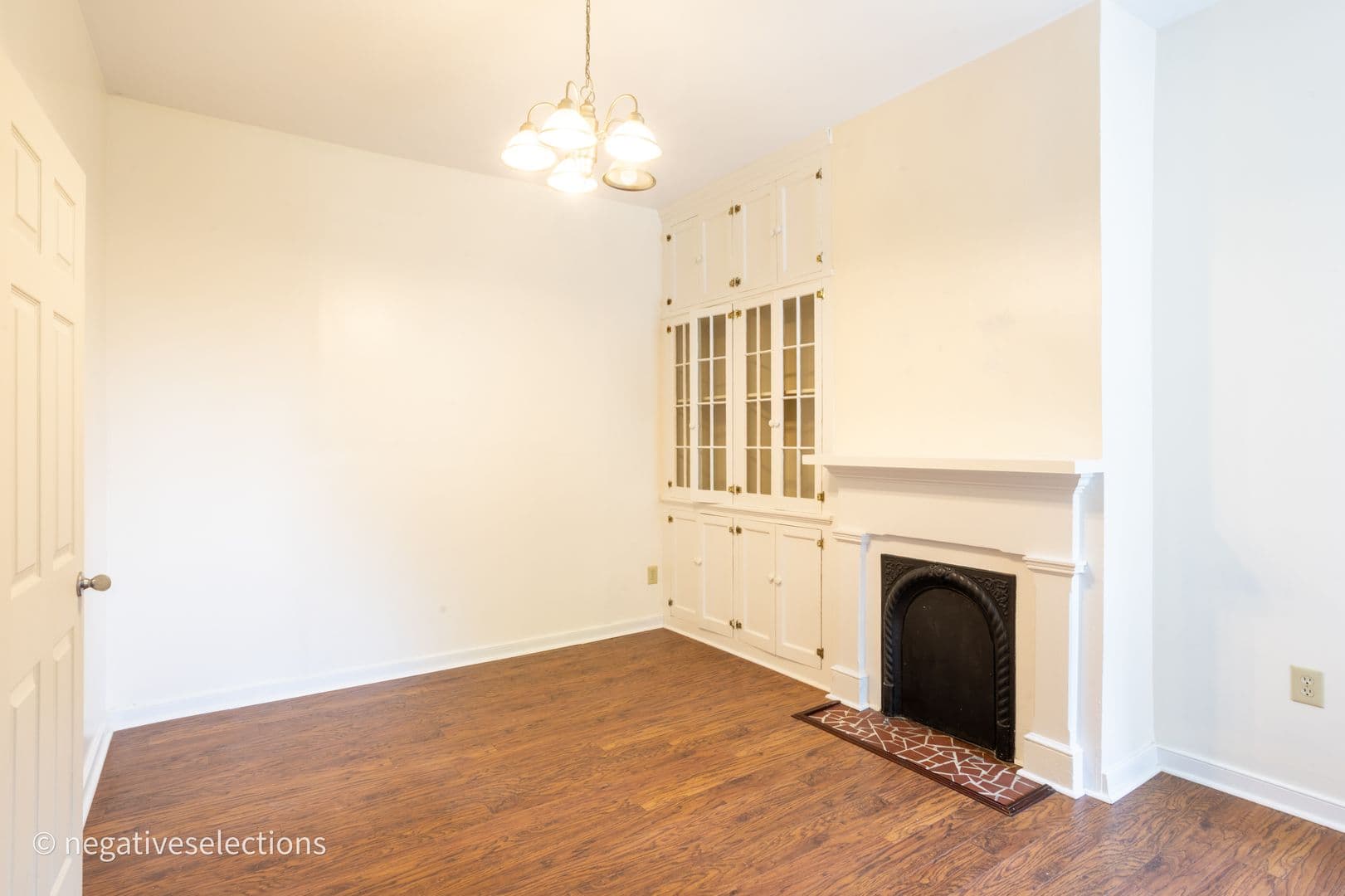 Richmond House: 127 W Jackson St
