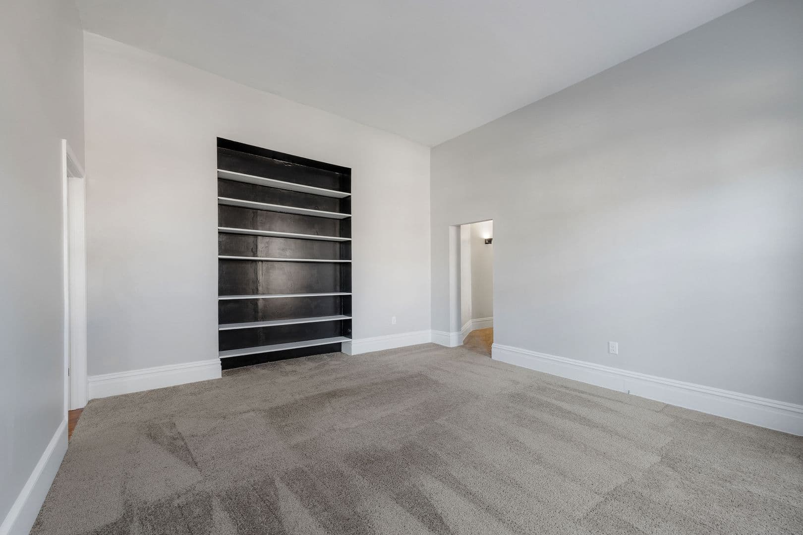 Richmond Apartment: 2125 Grove Ave