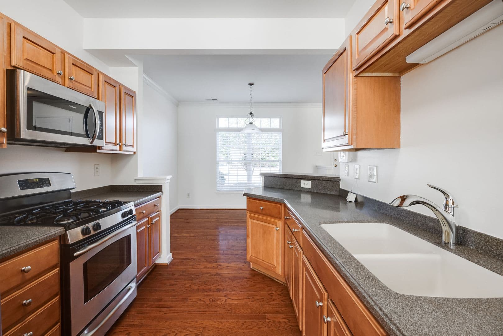 Richmond Townhome: 6709 North Grand Brook Cir