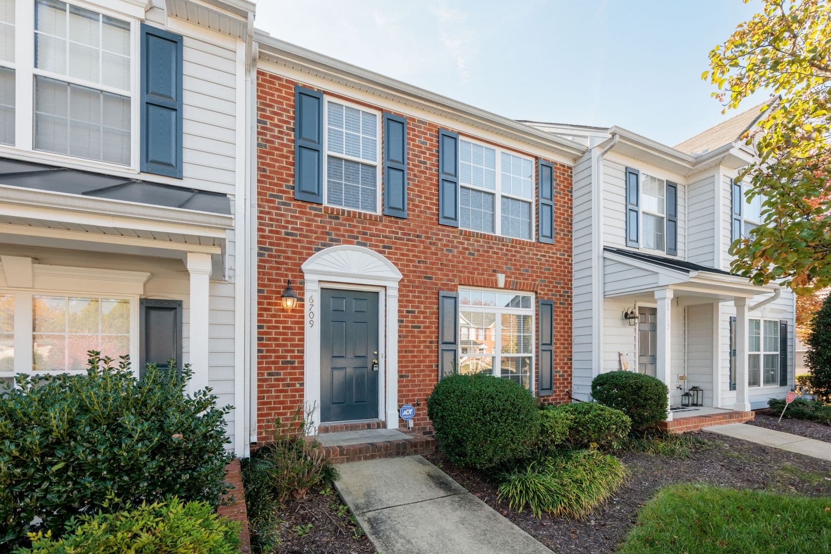 Richmond Townhome: 6709 North Grand Brook Cir