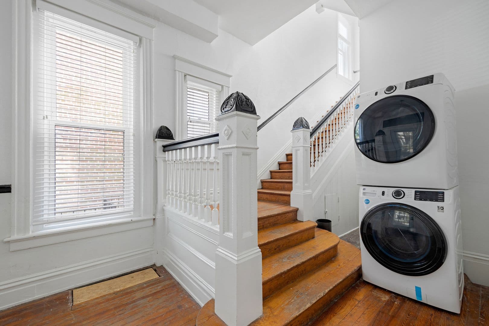 Richmond Apartment: 2125 Grove Ave