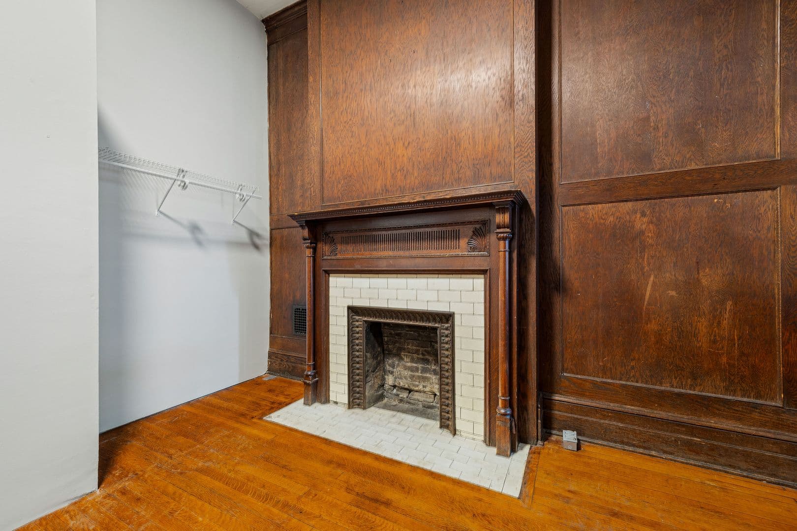 Richmond Apartment: 818 W Franklin St
