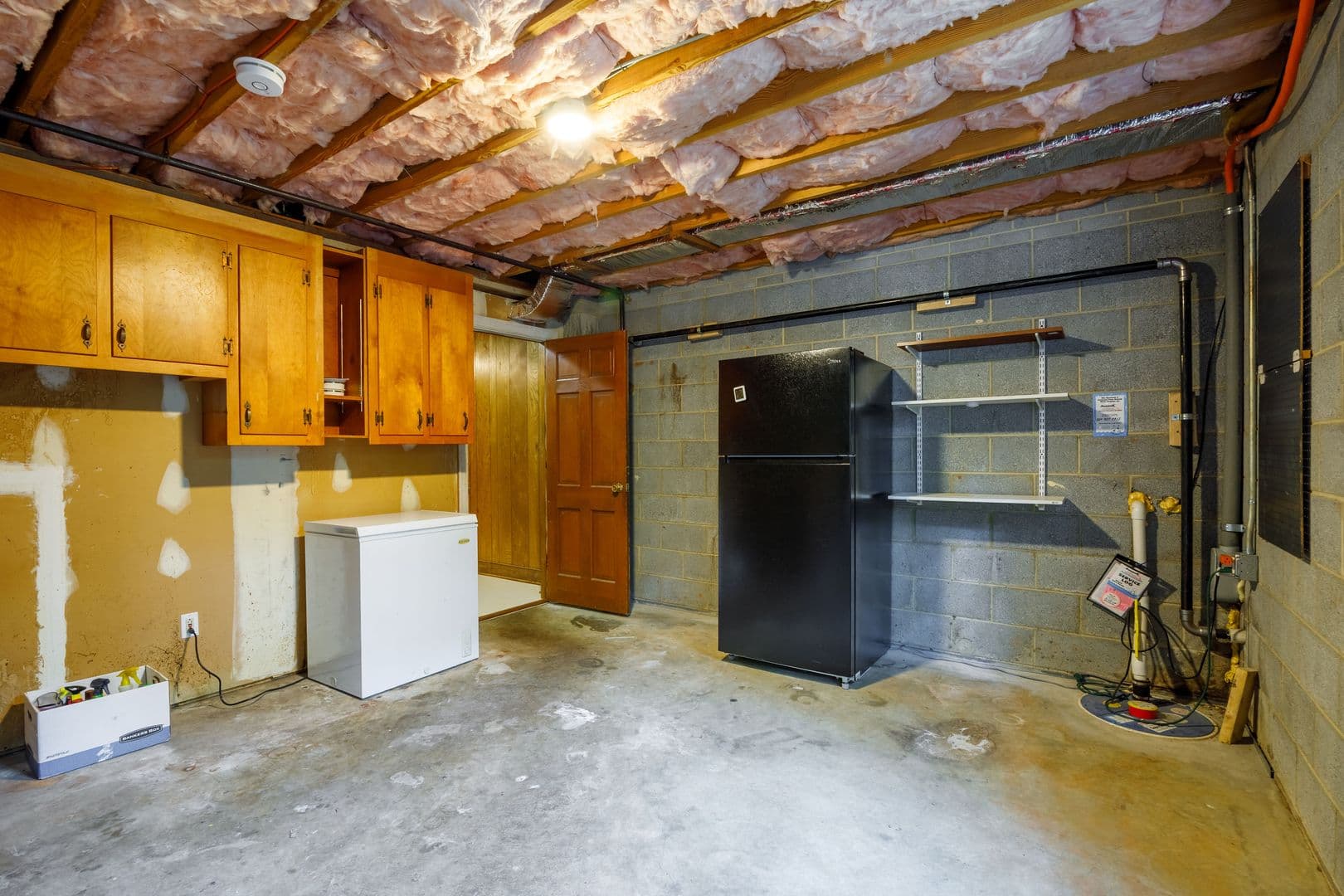 N Chesterfield House: 2401 Scarsborough Dr
