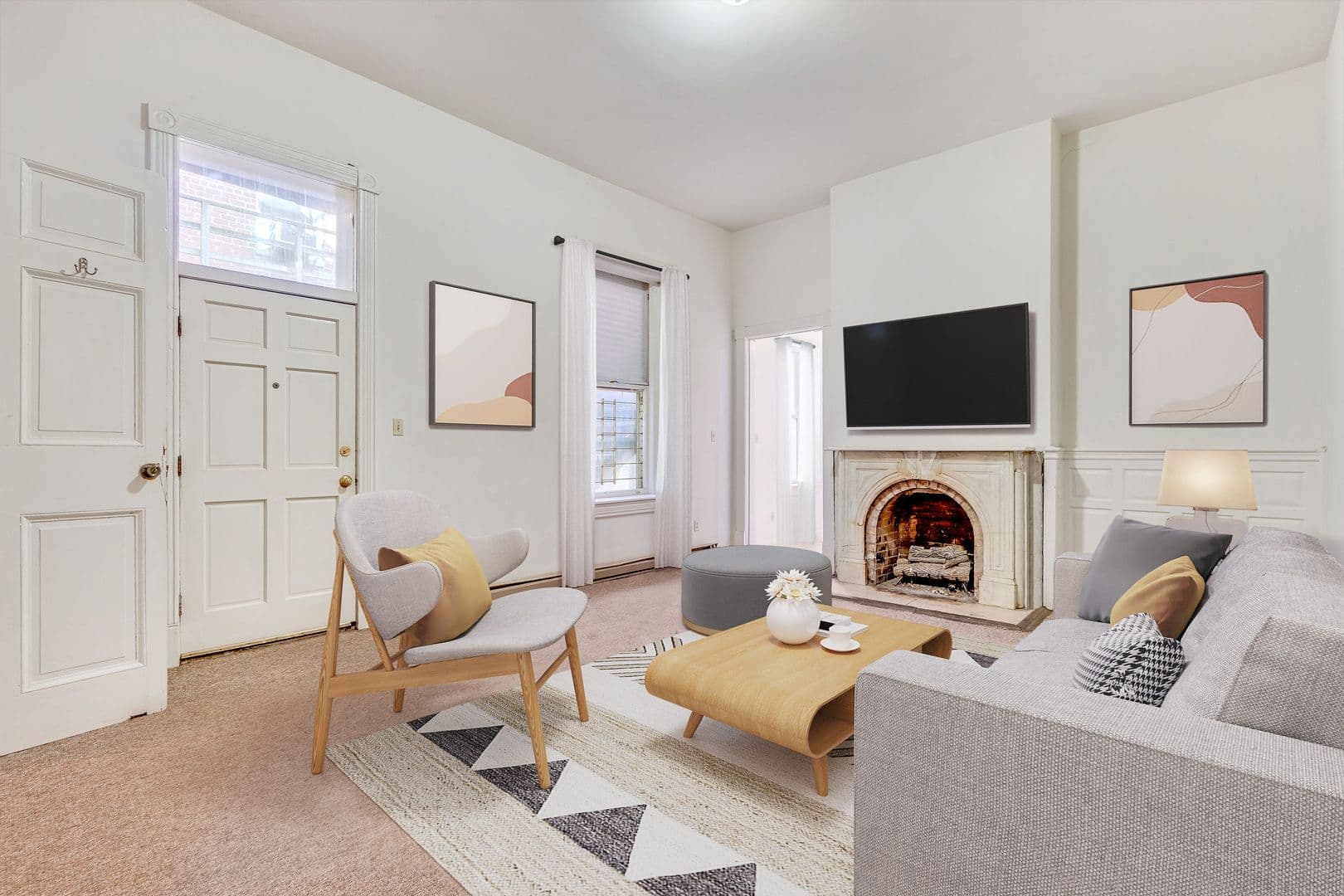 Richmond Apartment: 818 W Franklin St