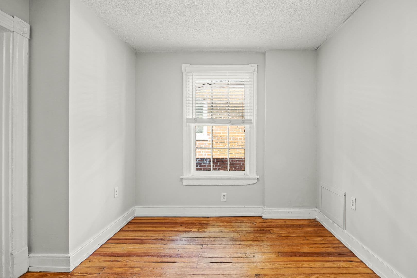 Richmond Apartment: 2605 Parkwood Ave