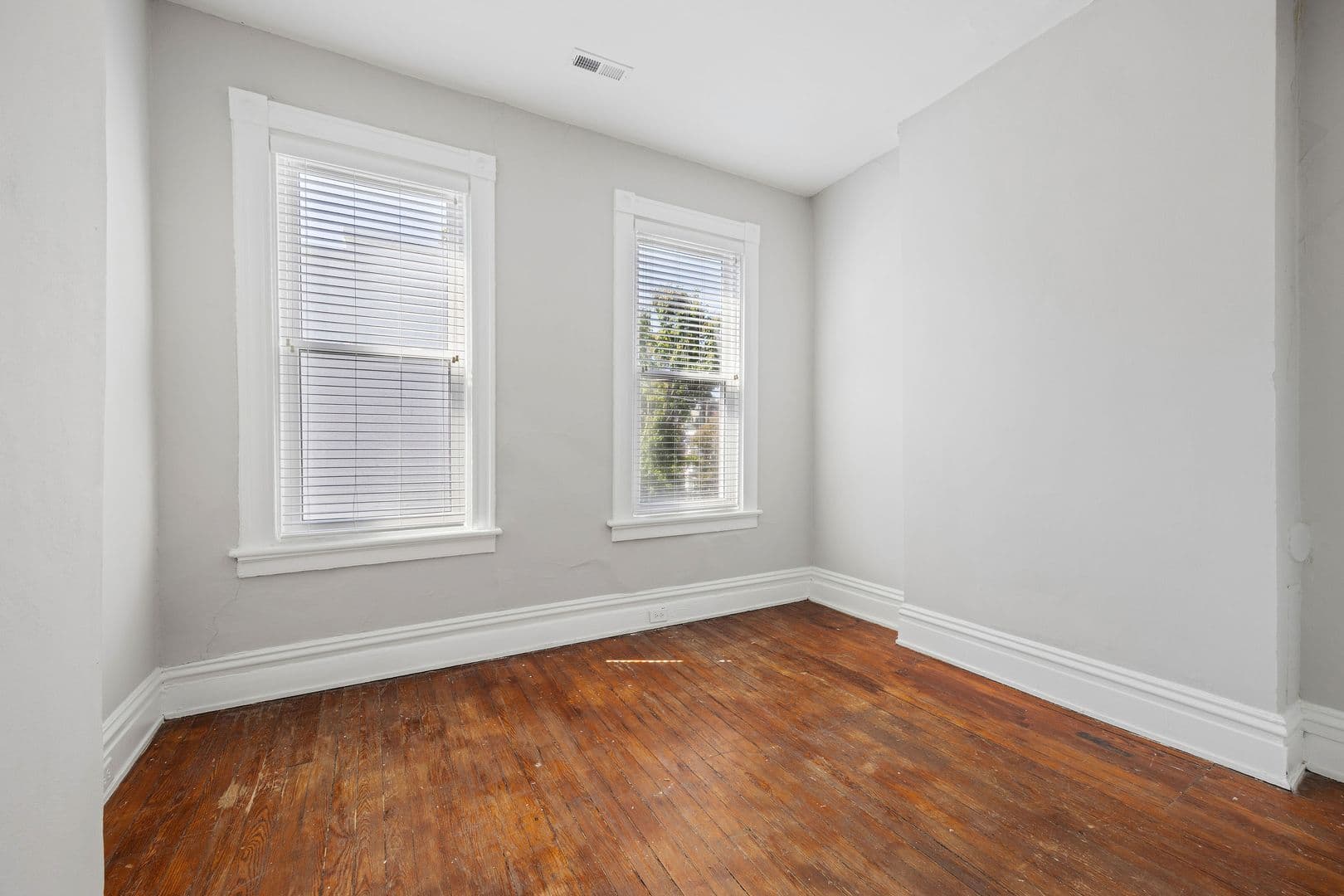 Richmond Apartment: 2125 Grove Ave