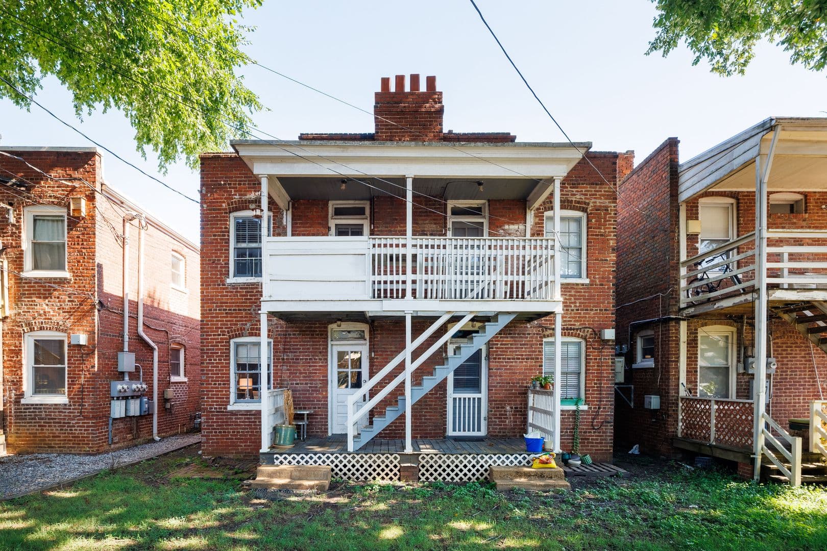 Richmond Apartment: 2605 Parkwood Ave