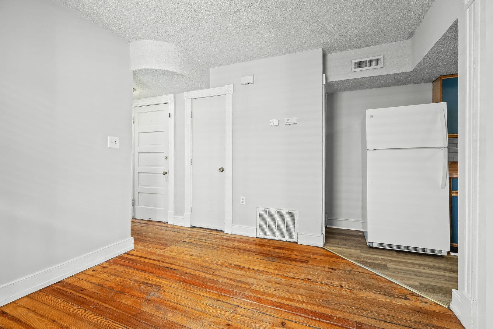 Richmond Apartment: 2605 Parkwood Ave