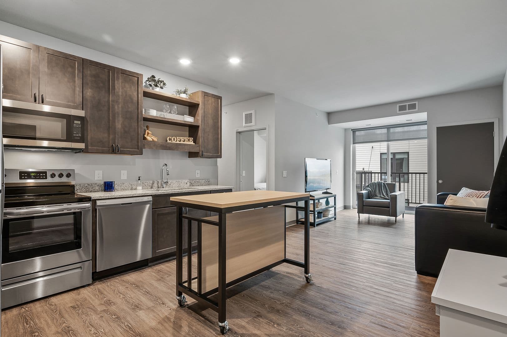 Minneapolis Apartment: 1307 4th Street SE